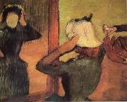 Cbez la Modiste Edgar Degas